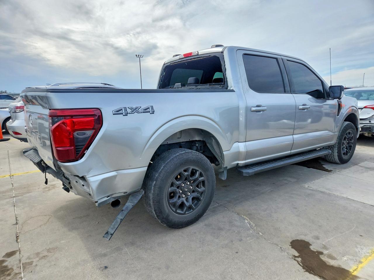 2024 FORD F150 XLT photo 5