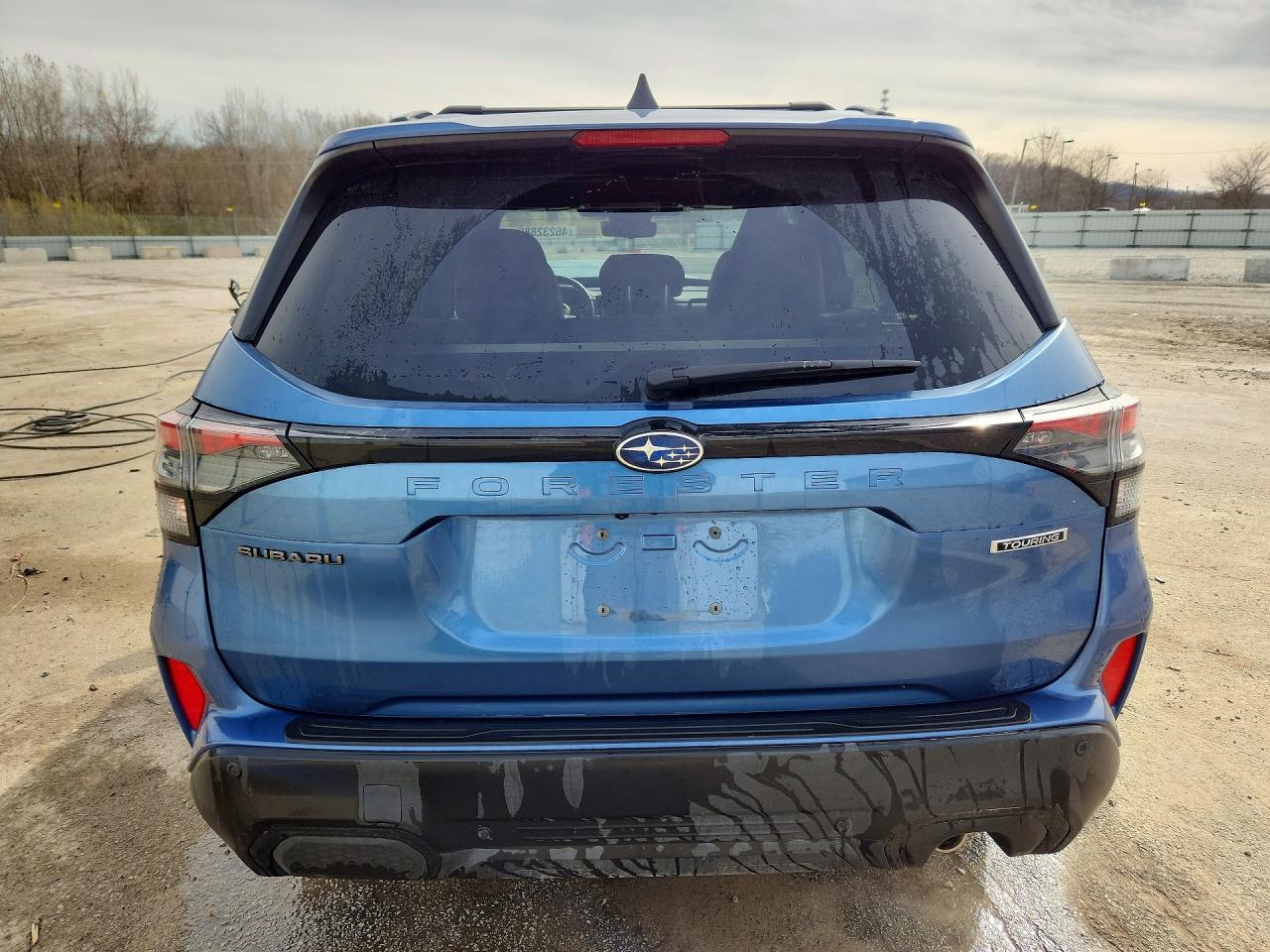 2025 SUBARU FORESTER TOURING photo 6
