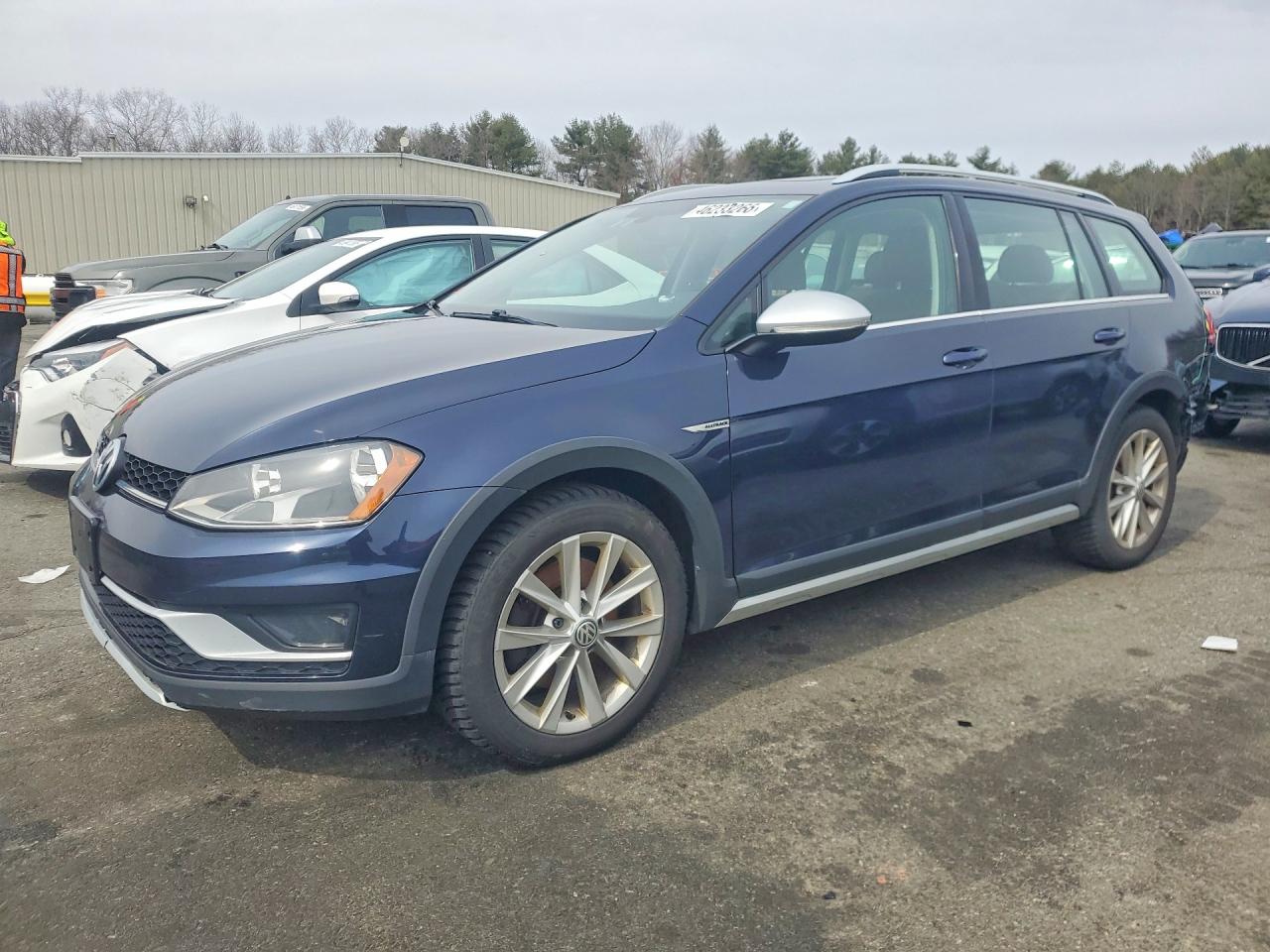 2017 VOLKSWAGEN GOLF ALLTRACK