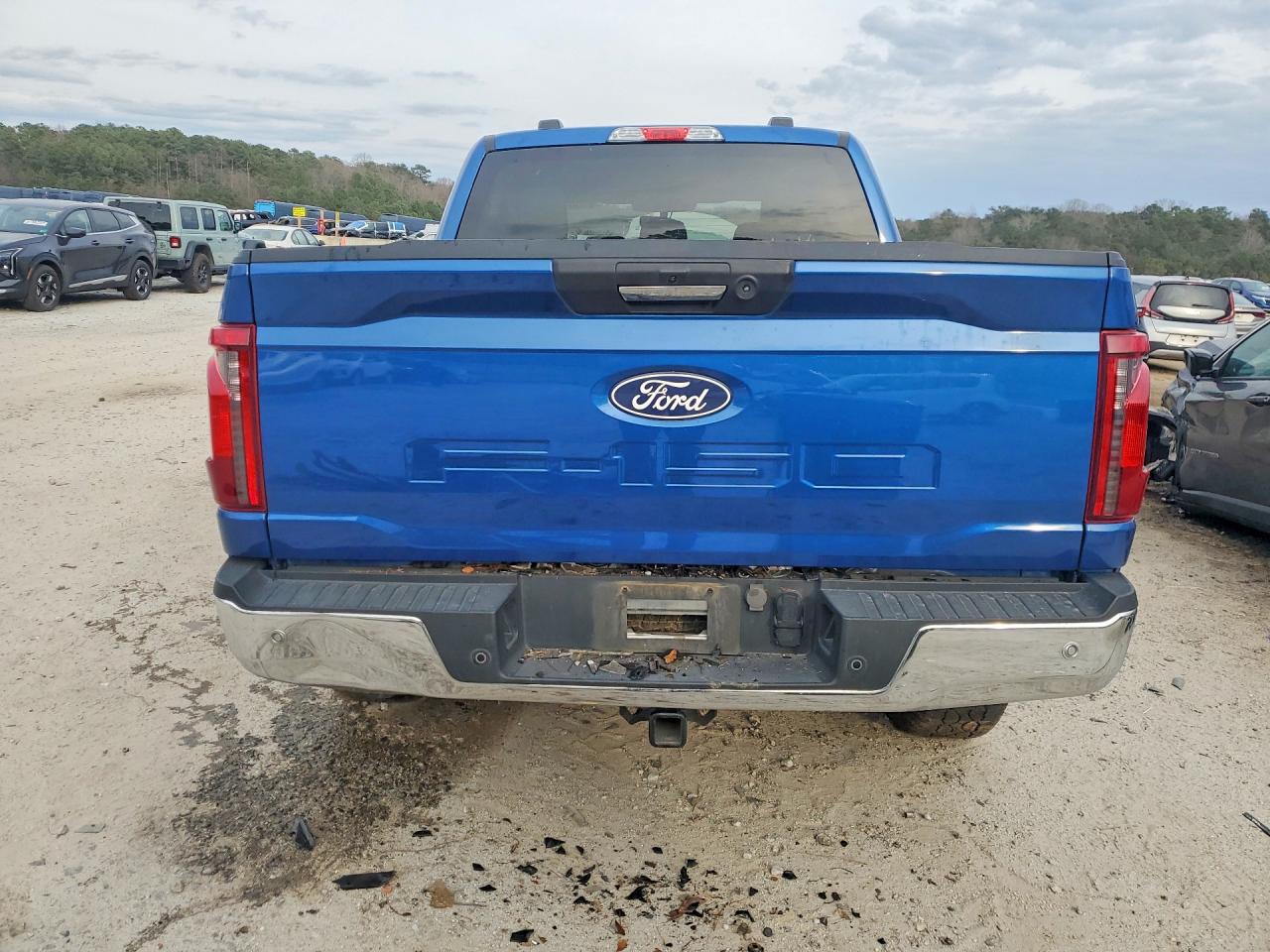2024 FORD F150 XLT photo 6