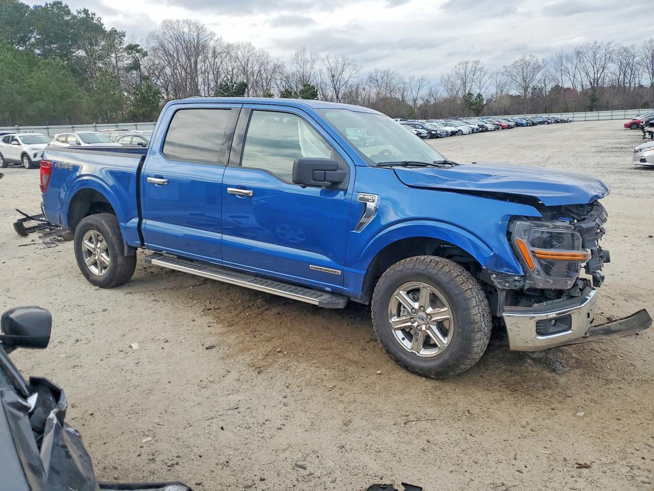 2024 FORD F150 XLT photo 4