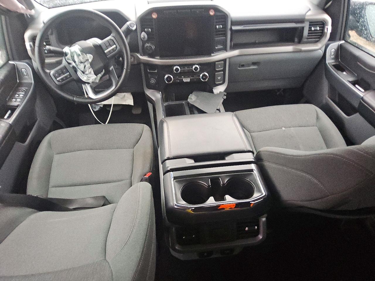 2024 FORD F150 XLT photo 8