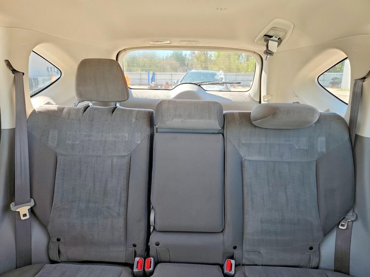 2014 HONDA CR-V LX photo 19
