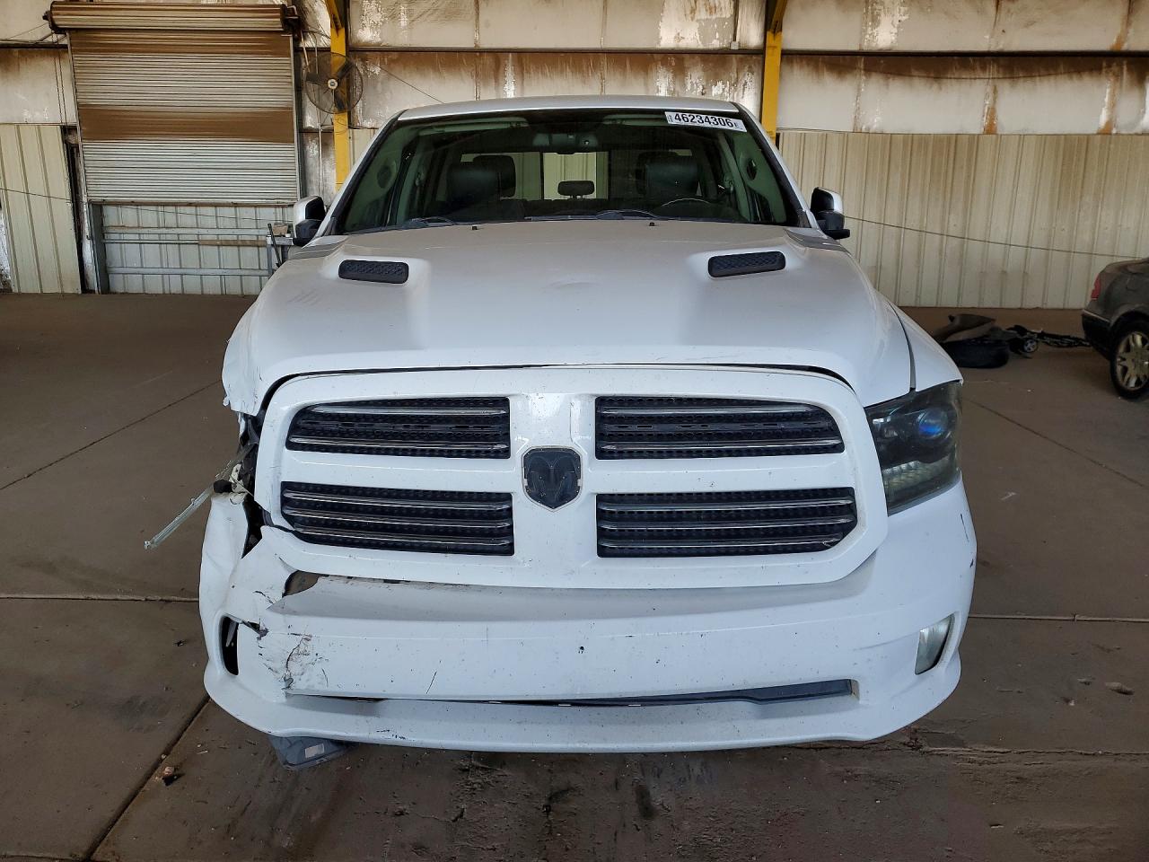 2015 RAM 1500 SPORT photo 5