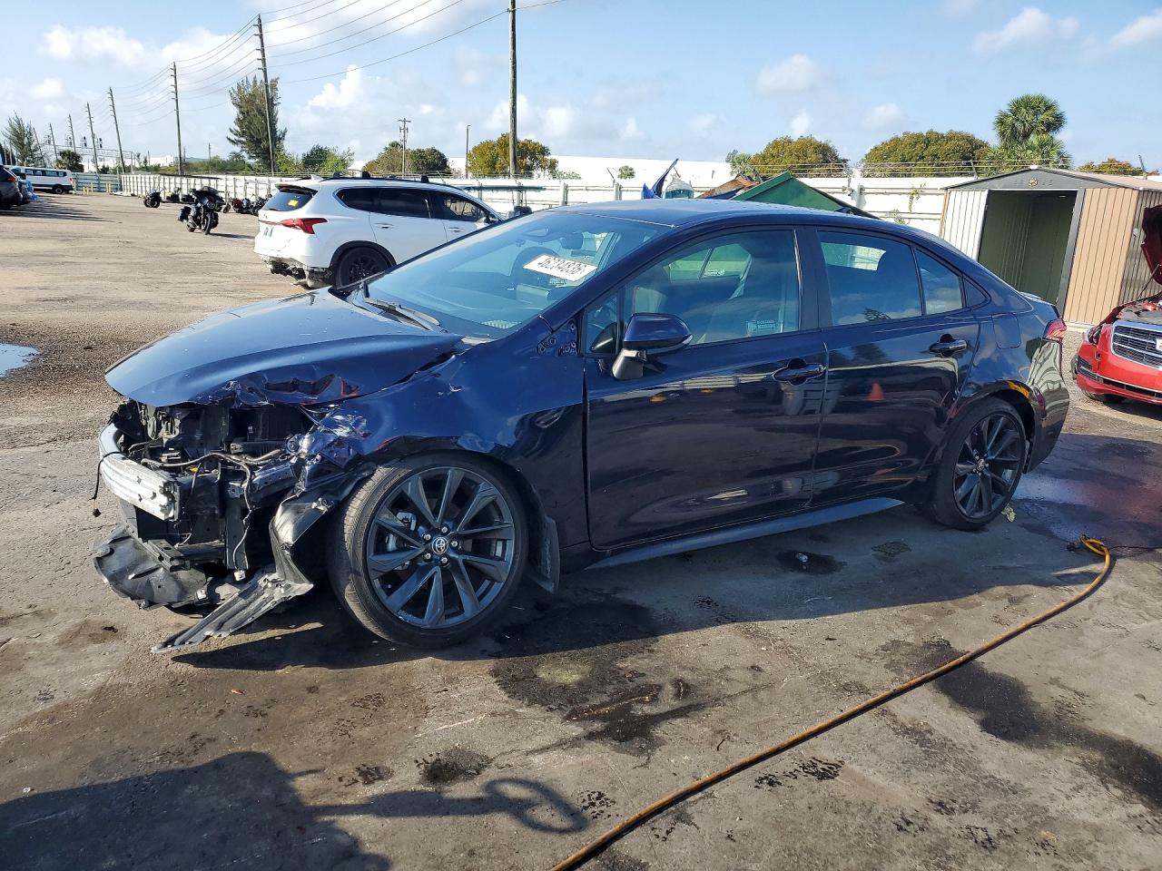 2025 TOYOTA COROLLA