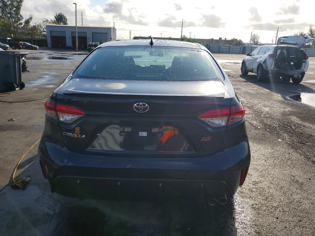 2025 TOYOTA COROLLA SE photo 6