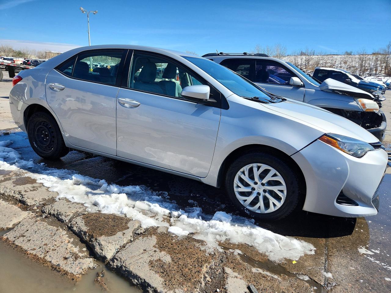 2017 TOYOTA COROLLA LE photo 10