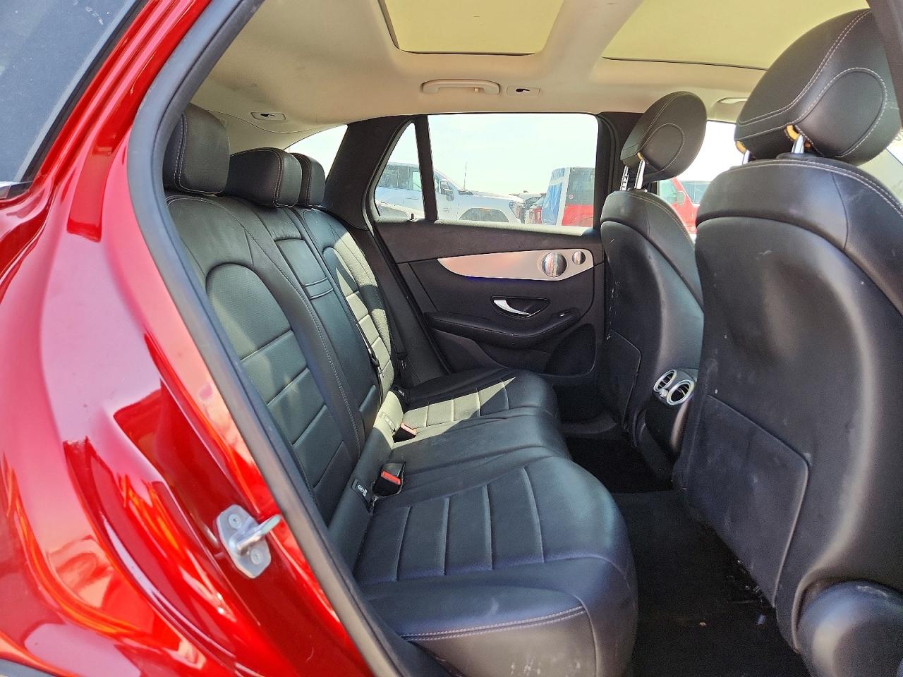 2020 MERCEDES-BENZ GLC 300 photo 21