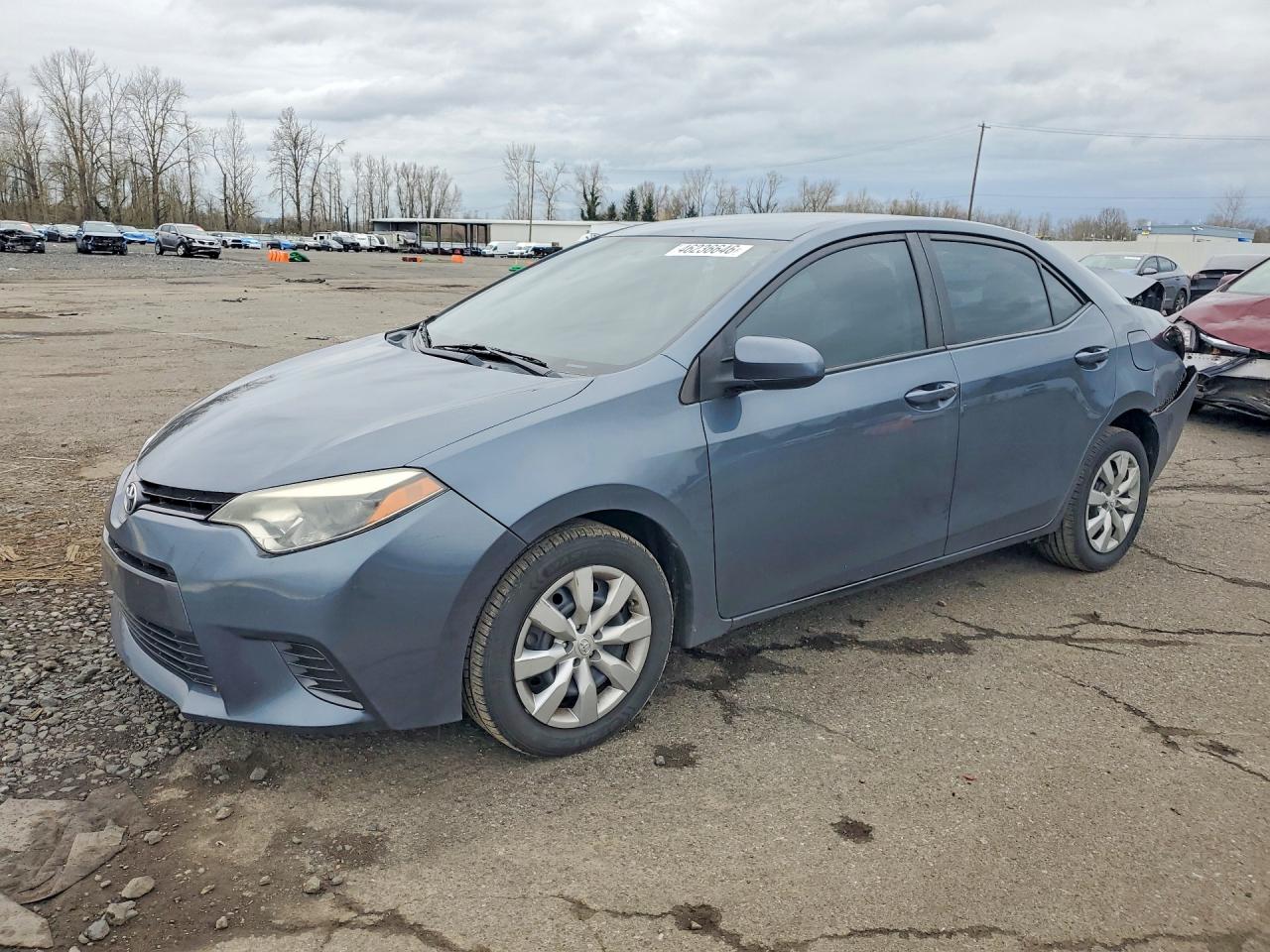 2015 TOYOTA COROLLA