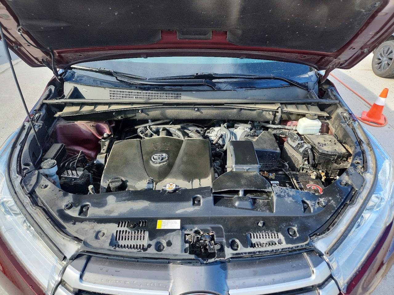 2019 TOYOTA HIGHLANDER XLE photo 12