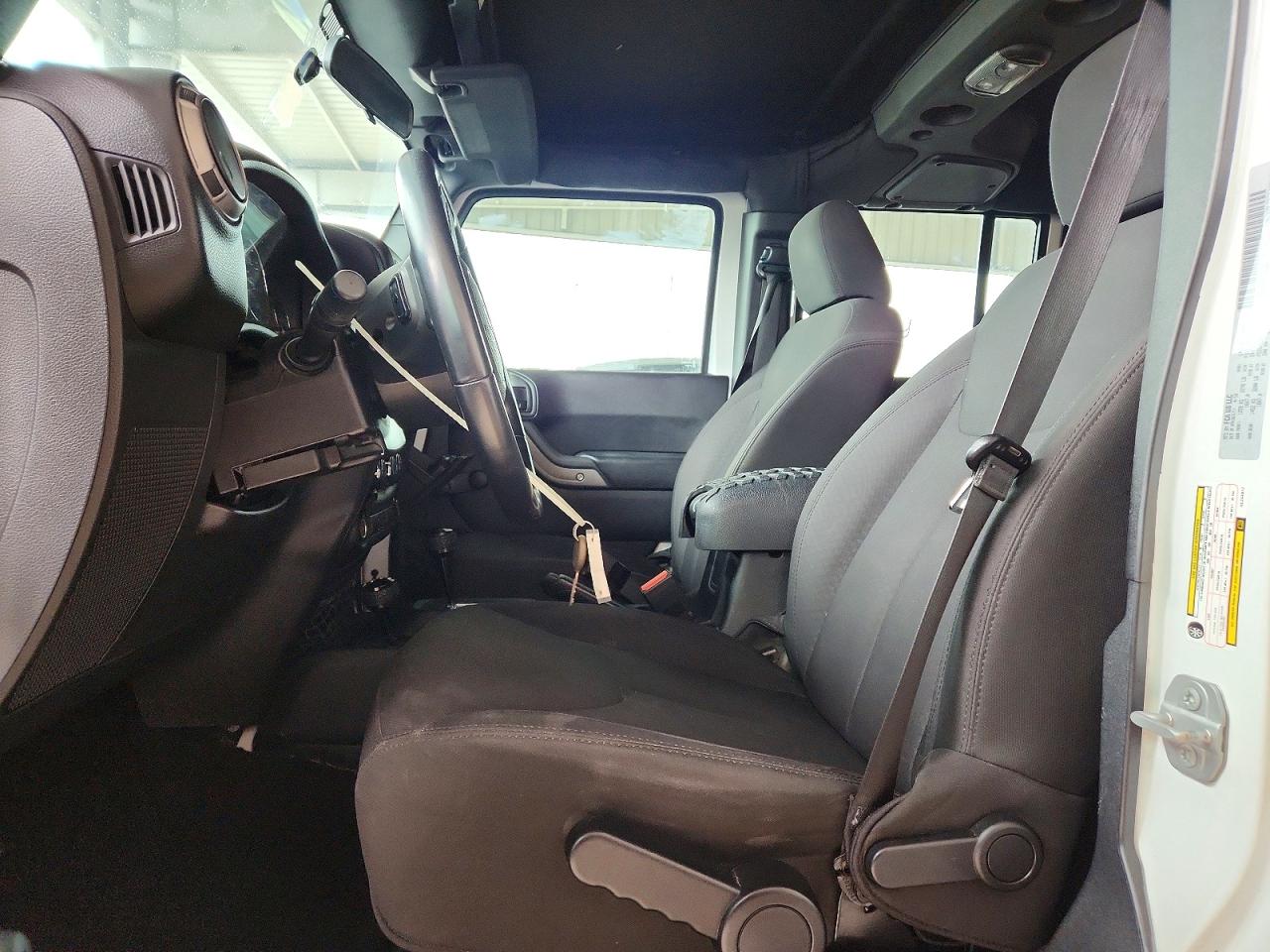 2016 JEEP WRANGLER UNLIMITED SPORT photo 7