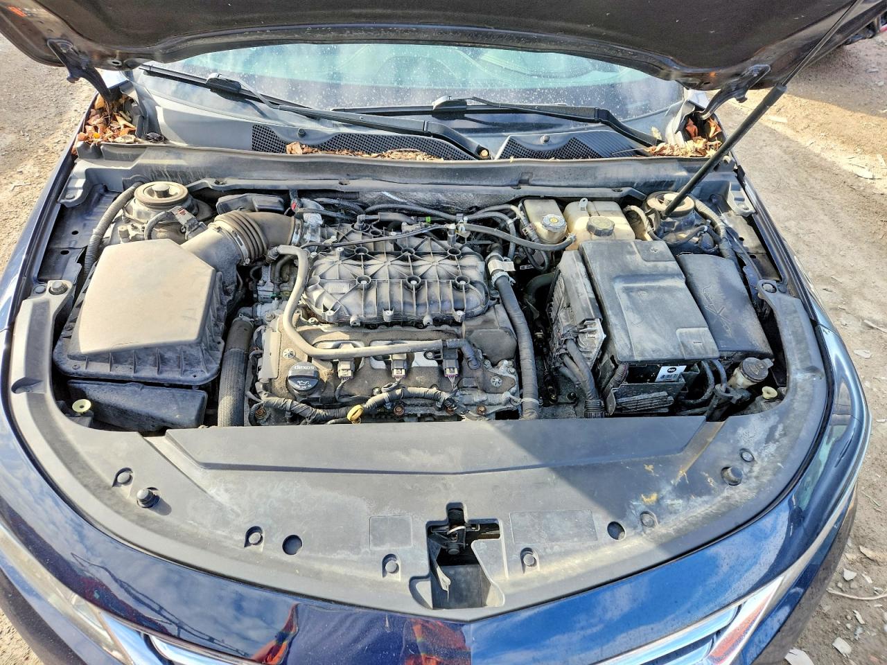 2018 CHEVROLET IMPALA LT photo 11
