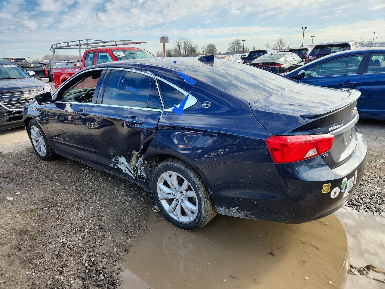 2018 CHEVROLET IMPALA LT photo 2