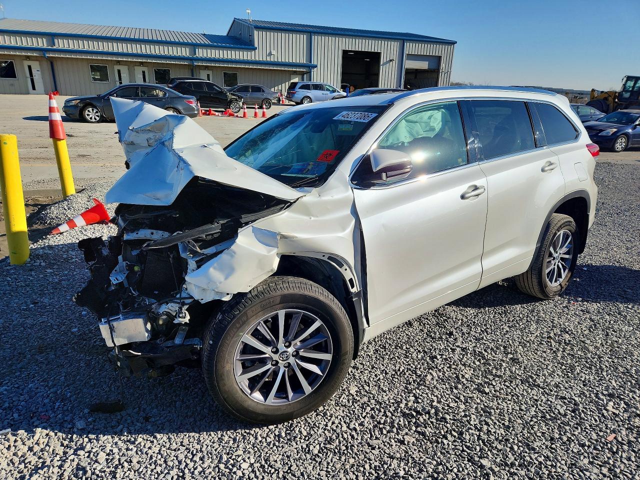 2017 TOYOTA HIGHLANDER