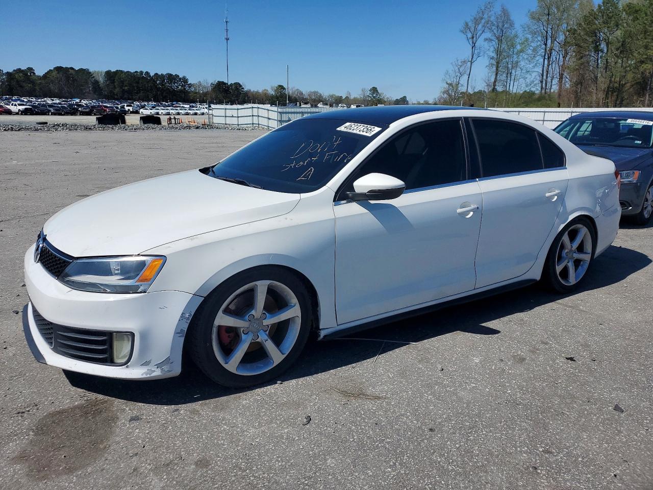 2013 VOLKSWAGEN JETTA