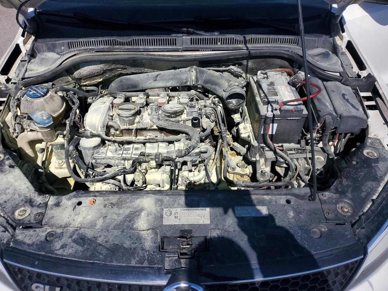 2013 VOLKSWAGEN JETTA GLI photo 31
