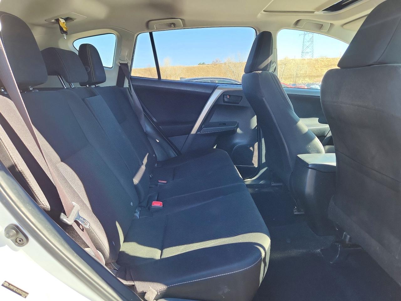 2013 TOYOTA RAV4 XLE photo 21