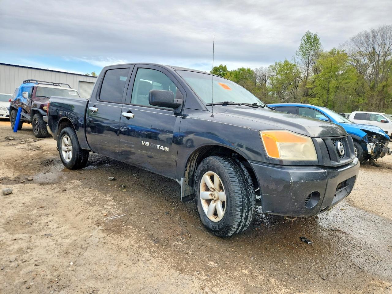 2011 NISSAN TITAN S photo 10