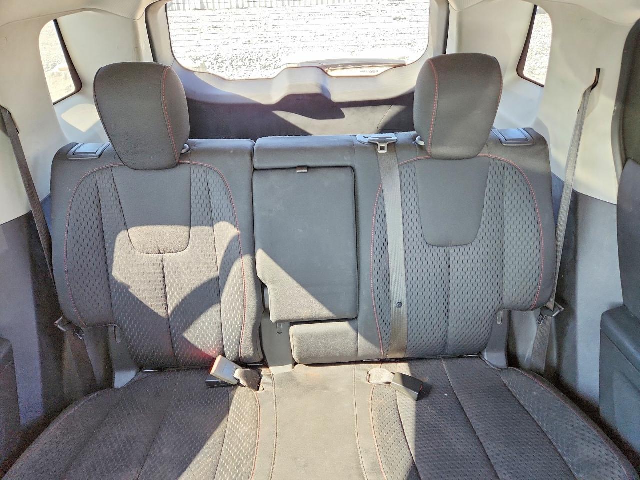 2012 GMC TERRAIN SLE photo 10