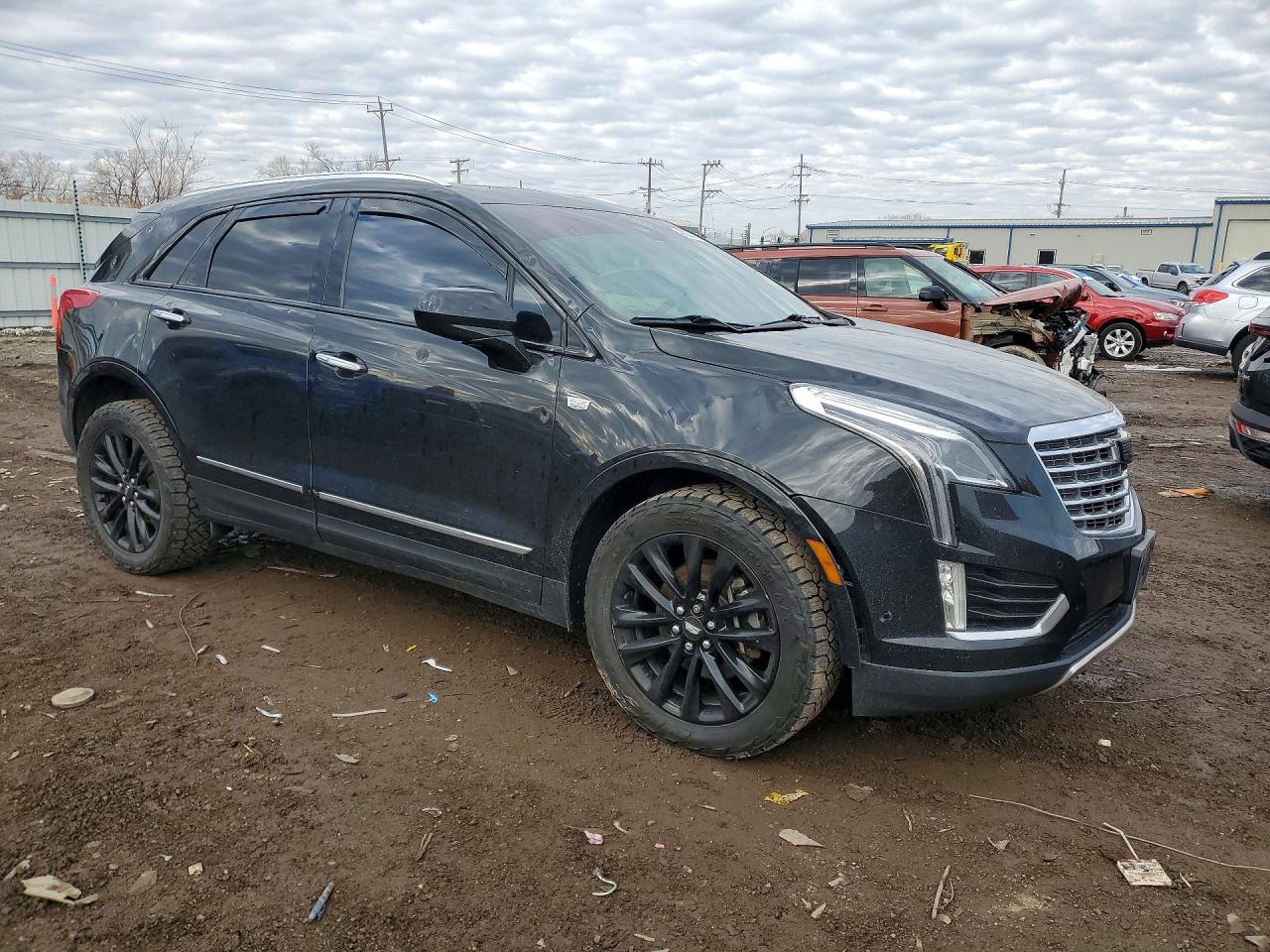 2019 CADILLAC XT5 PLATINUM photo 4