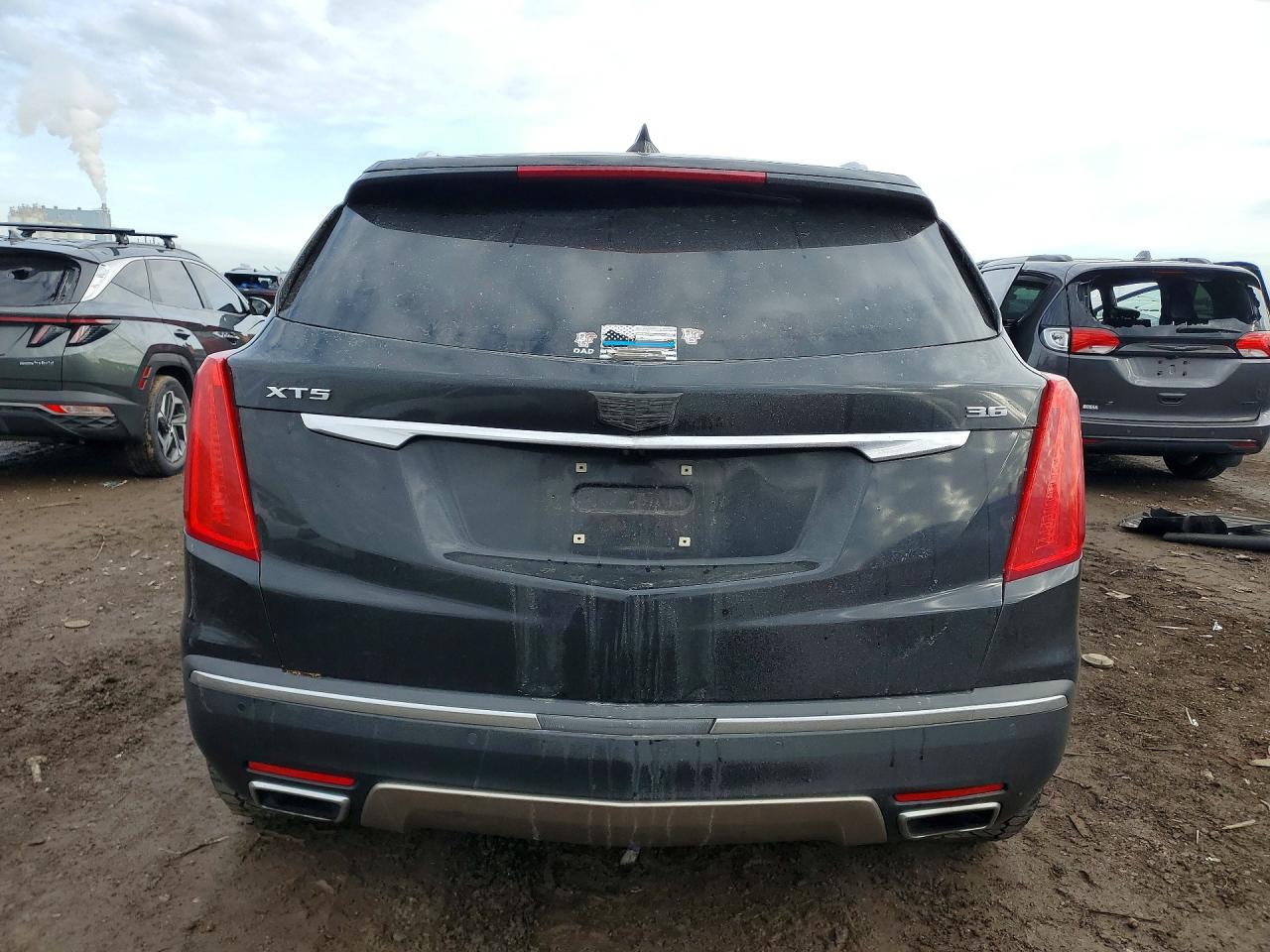 2019 CADILLAC XT5 PLATINUM photo 6