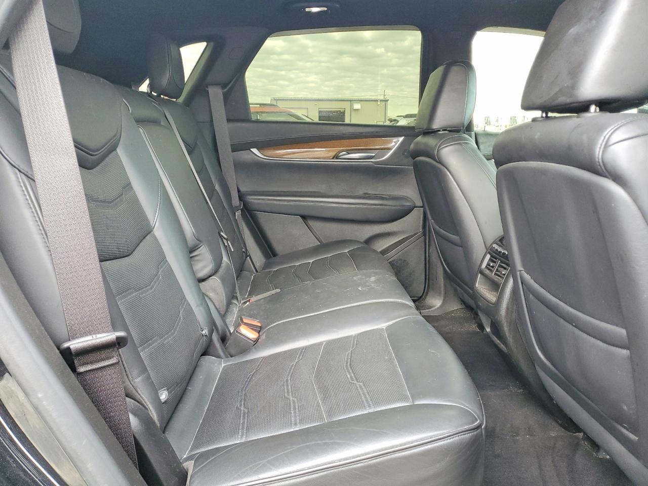 2019 CADILLAC XT5 PLATINUM photo 11