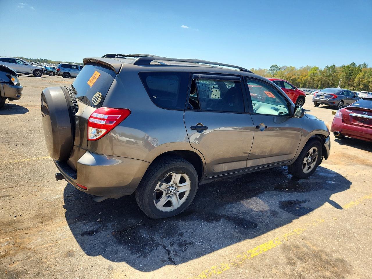 2011 TOYOTA RAV4 BASE photo 5