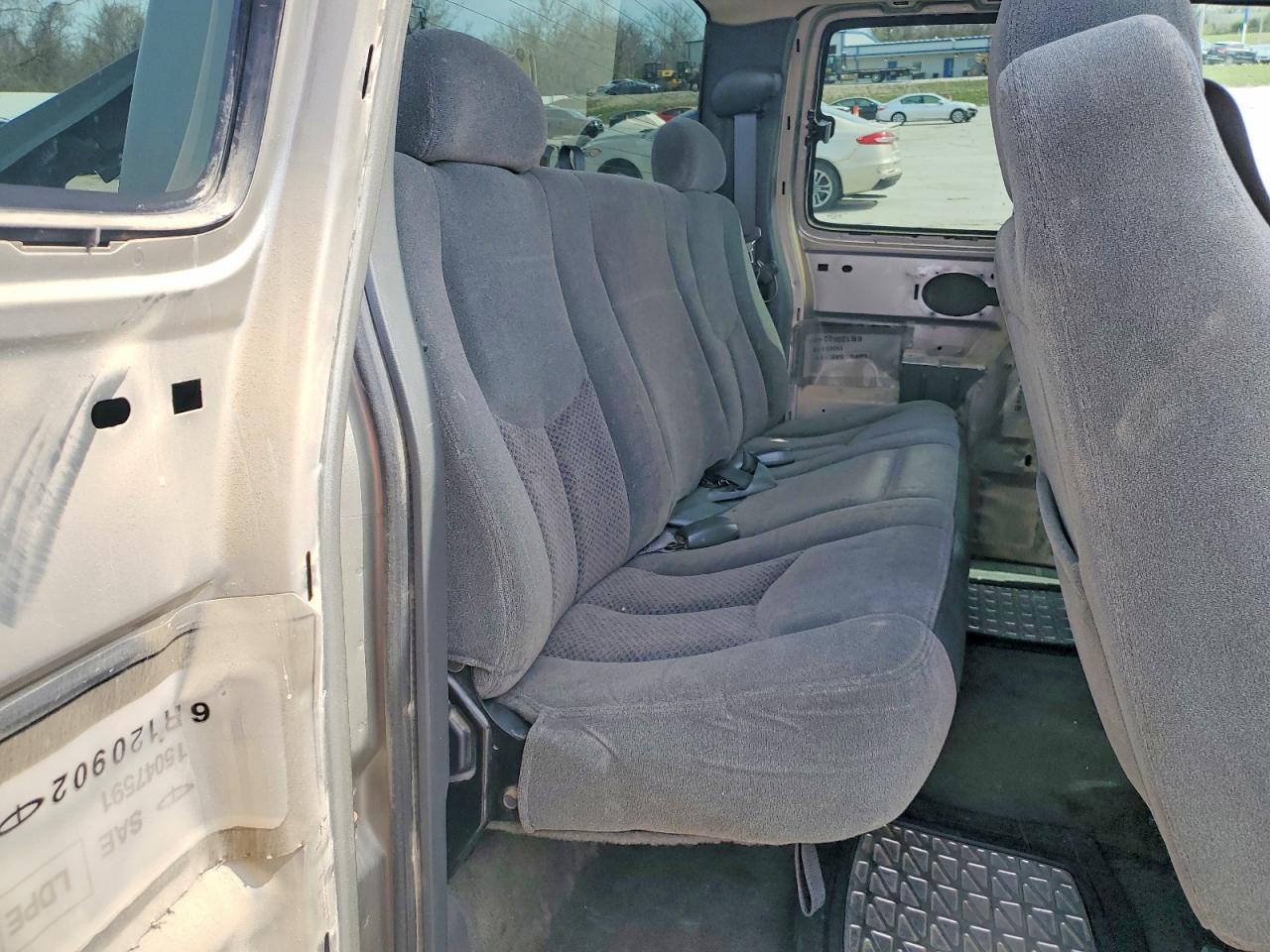 2003 CHEVROLET SILVERADO K1500 photo 10