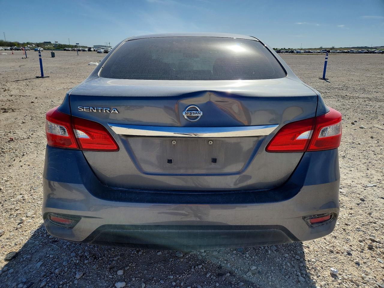 2017 NISSAN SENTRA S photo 6