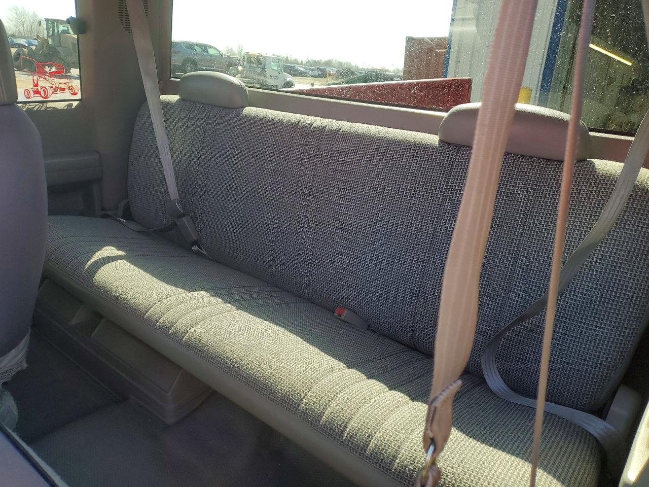 1996 CHEVROLET GMT-400 C2500 photo 28