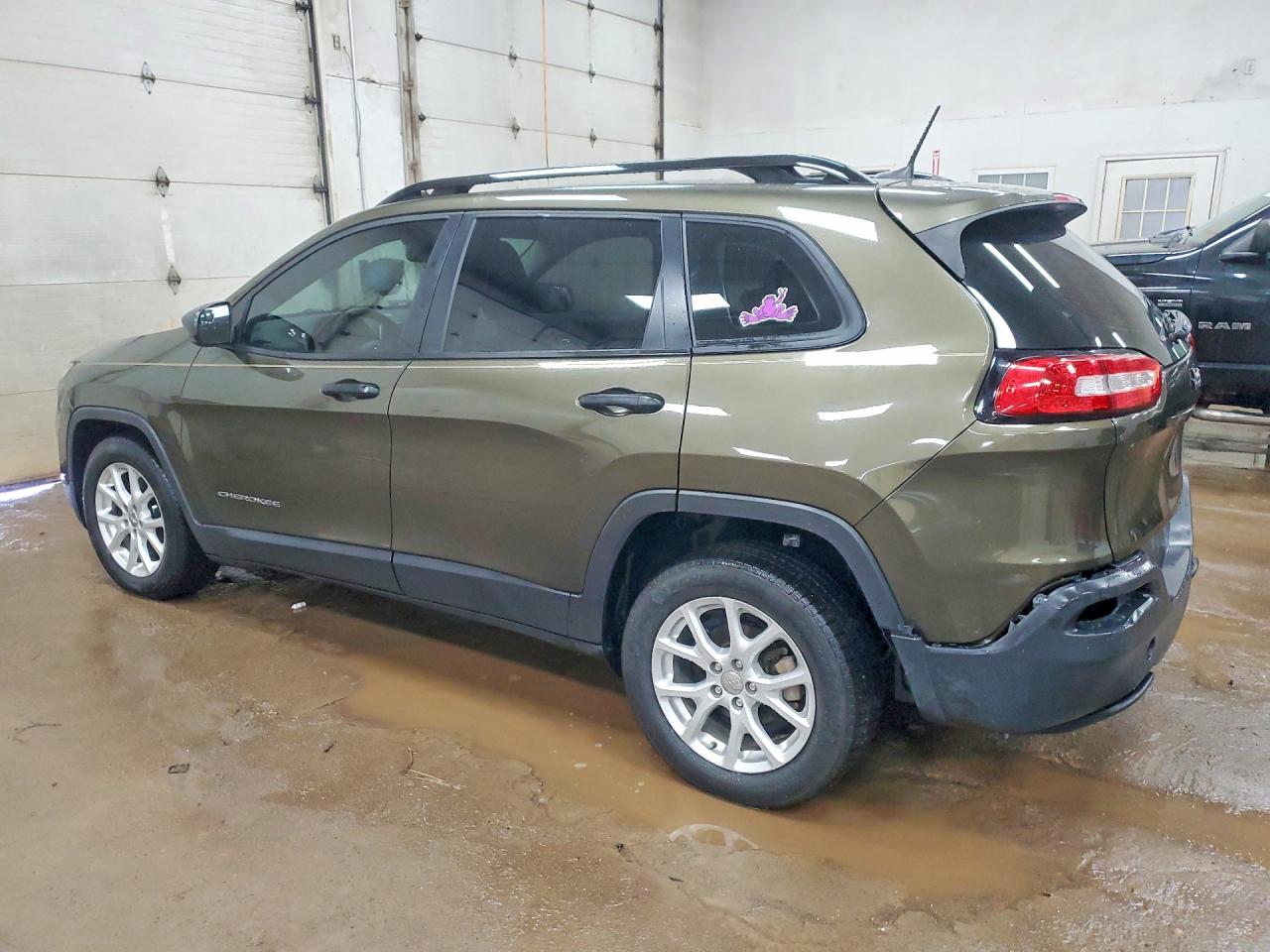 2016 JEEP CHEROKEE SPORT photo 3
