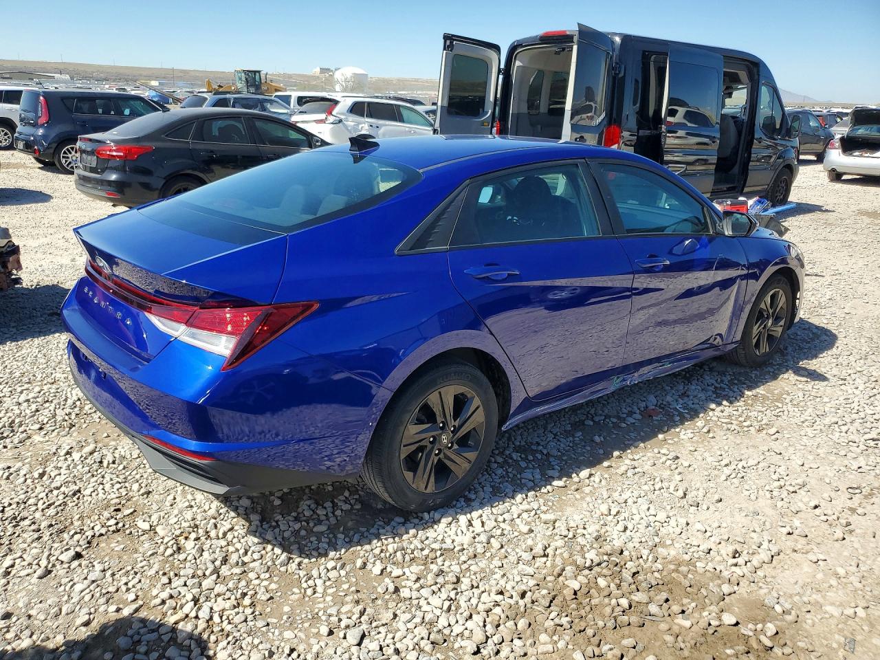 2021 HYUNDAI ELANTRA SEL photo 5