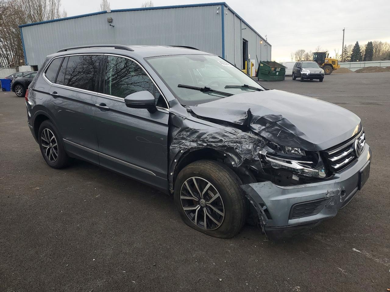 2021 VOLKSWAGEN TIGUAN SE photo 7