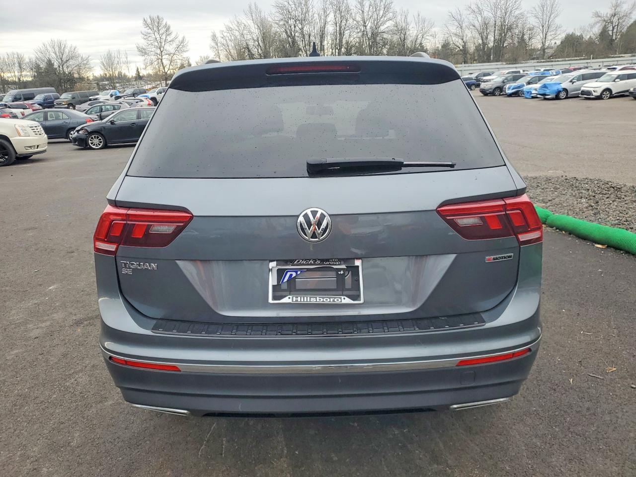 2021 VOLKSWAGEN TIGUAN SE photo 11