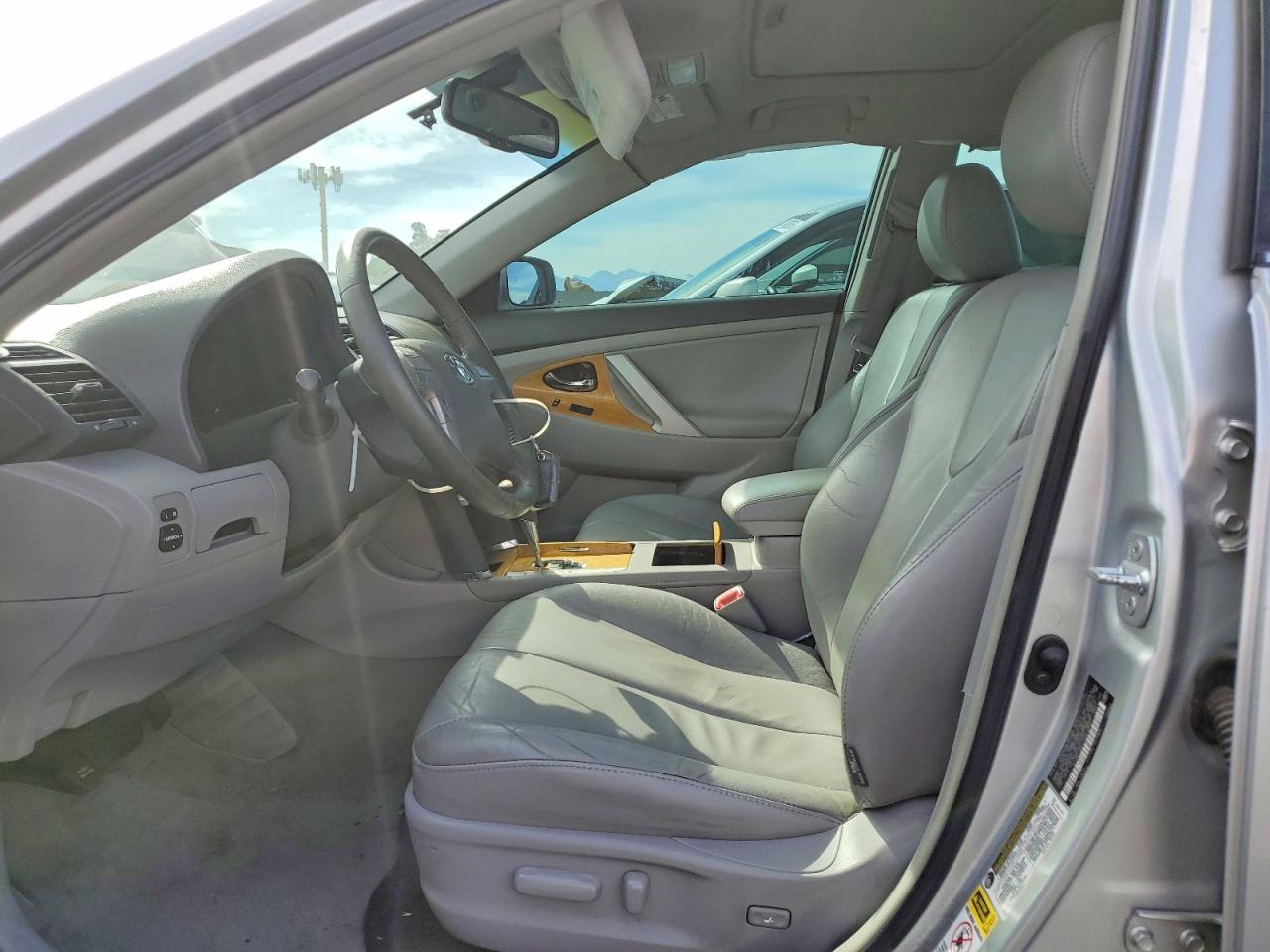 2007 TOYOTA CAMRY XLE V6 photo 7