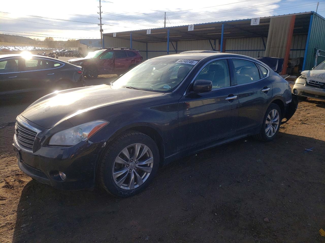 2012 INFINITI M37