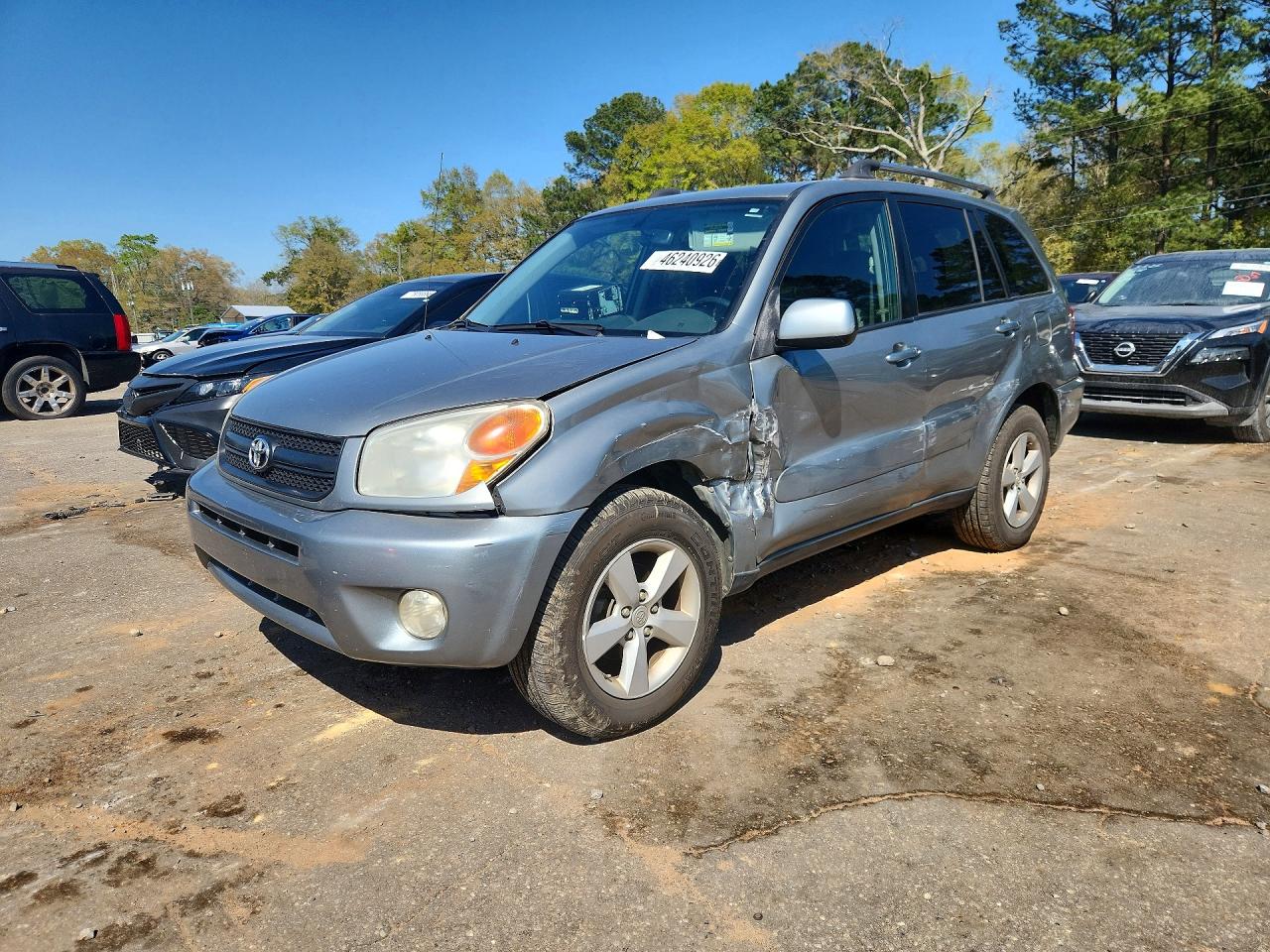 2004 TOYOTA RAV4