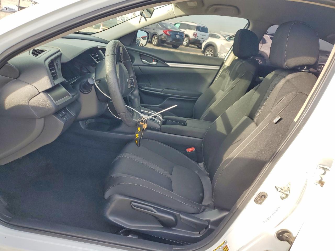 2020 HONDA CIVIC LX photo 13