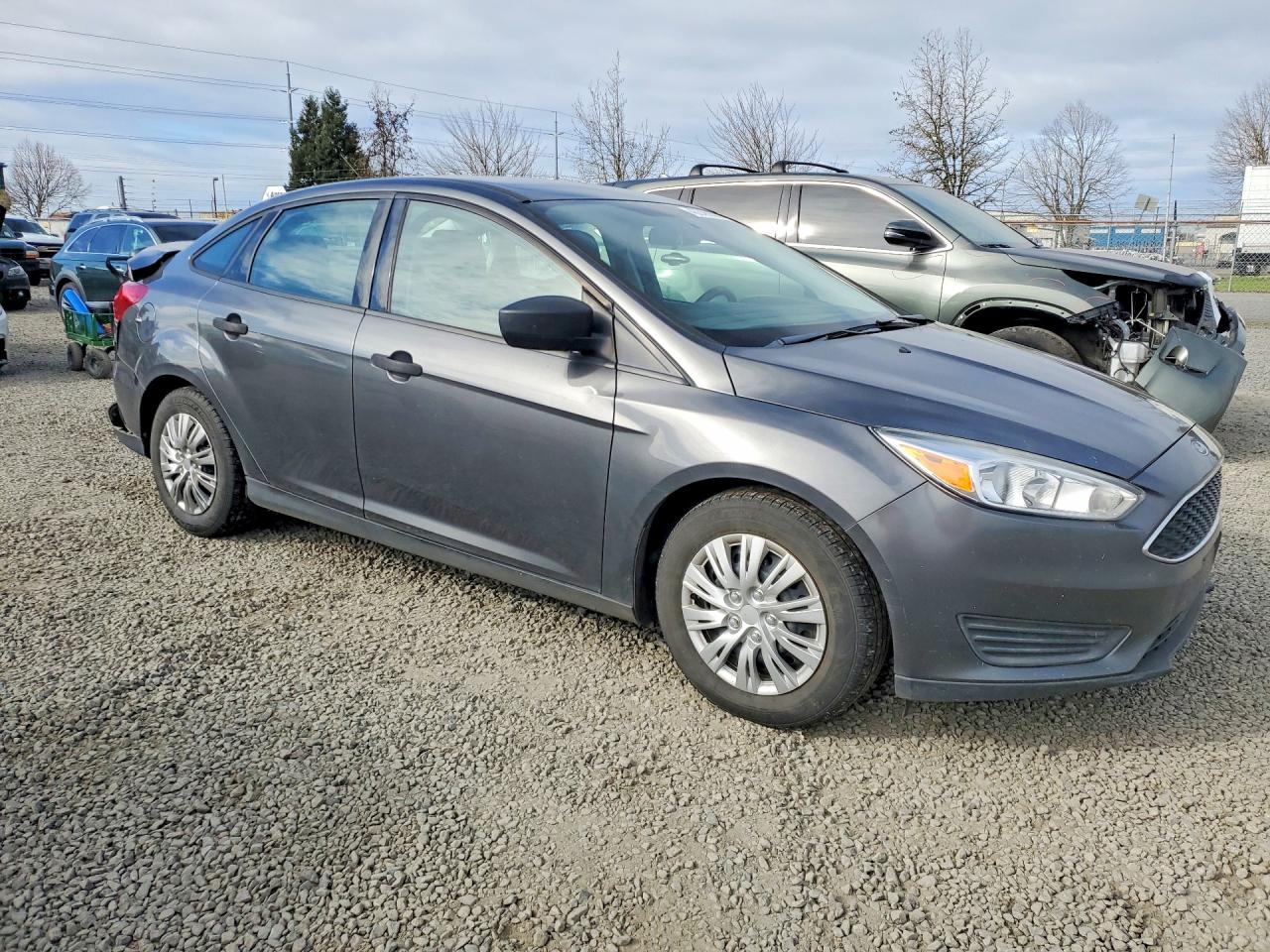 2018 FORD FOCUS S photo 7