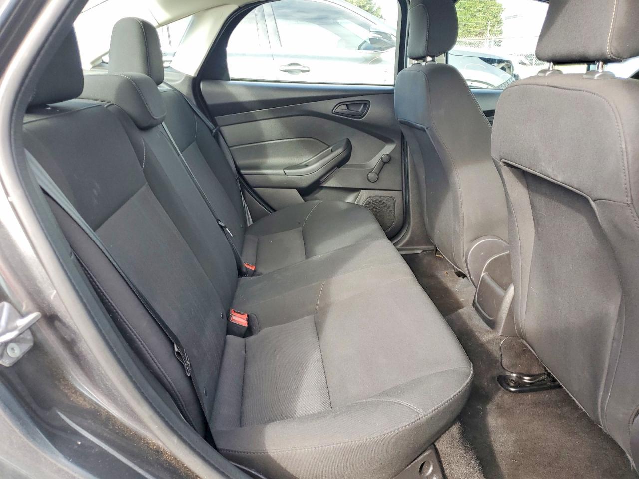 2018 FORD FOCUS S photo 19