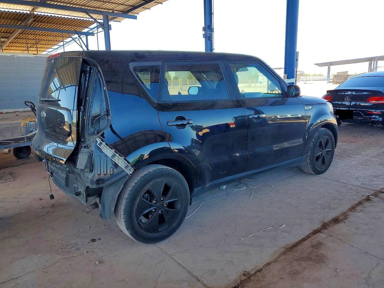 2016 KIA SOUL BASE photo 5