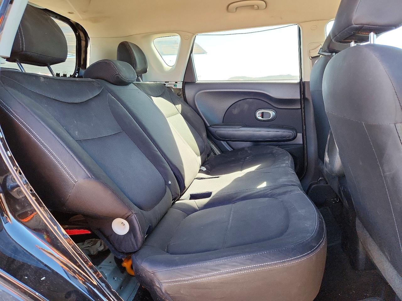 2016 KIA SOUL BASE photo 20