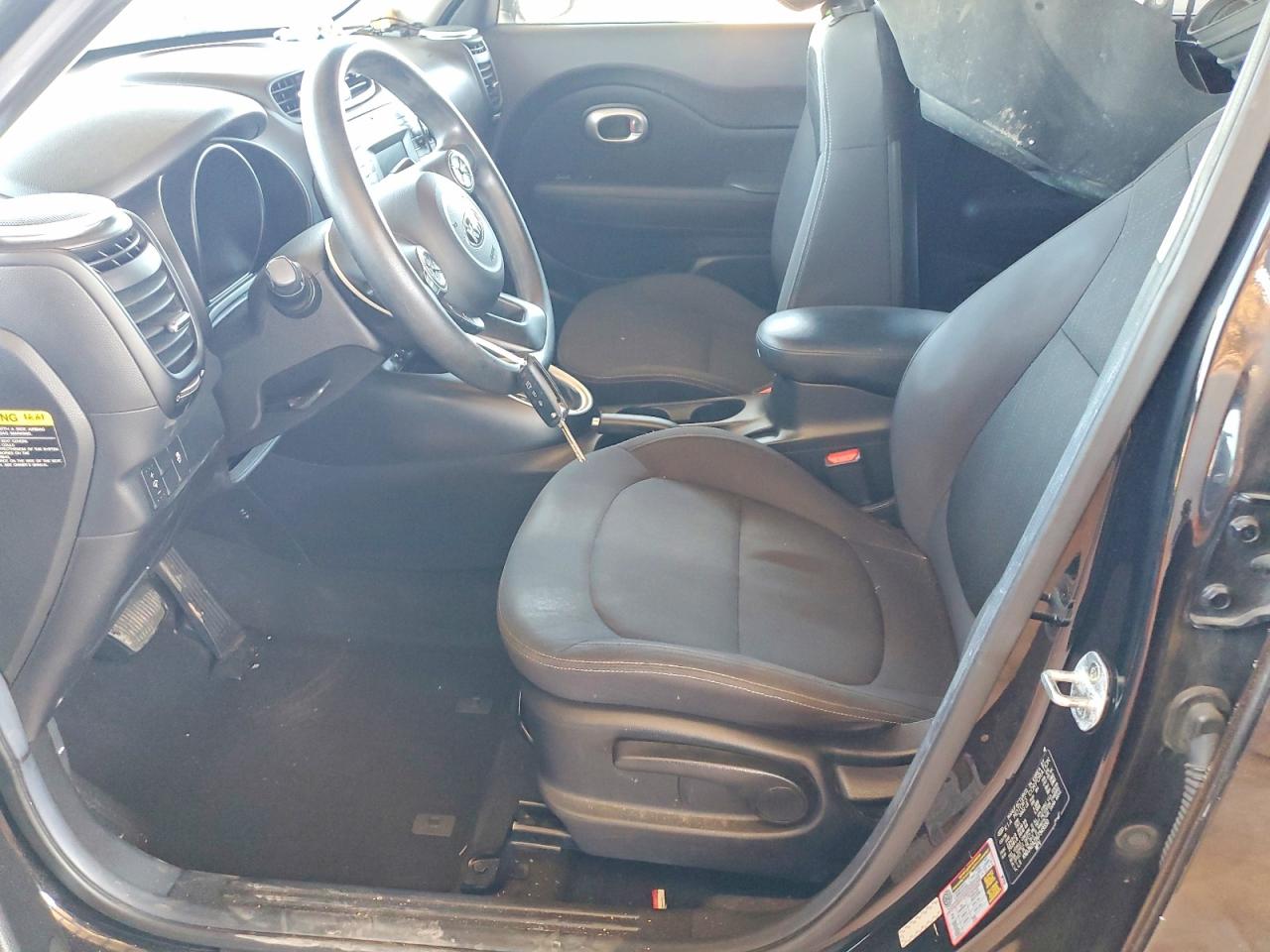 2016 KIA SOUL BASE photo 13