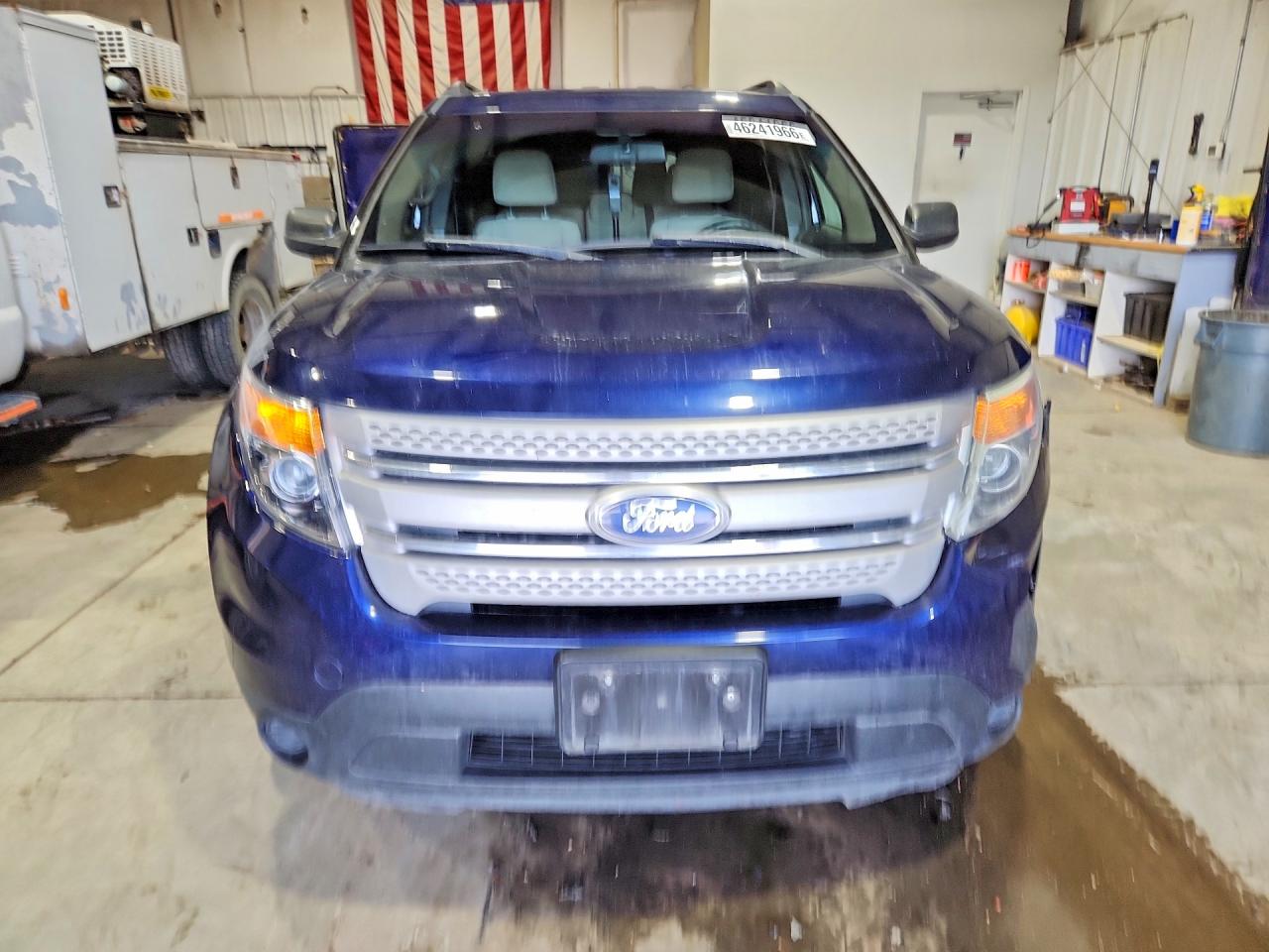 2011 FORD EXPLORER photo 13