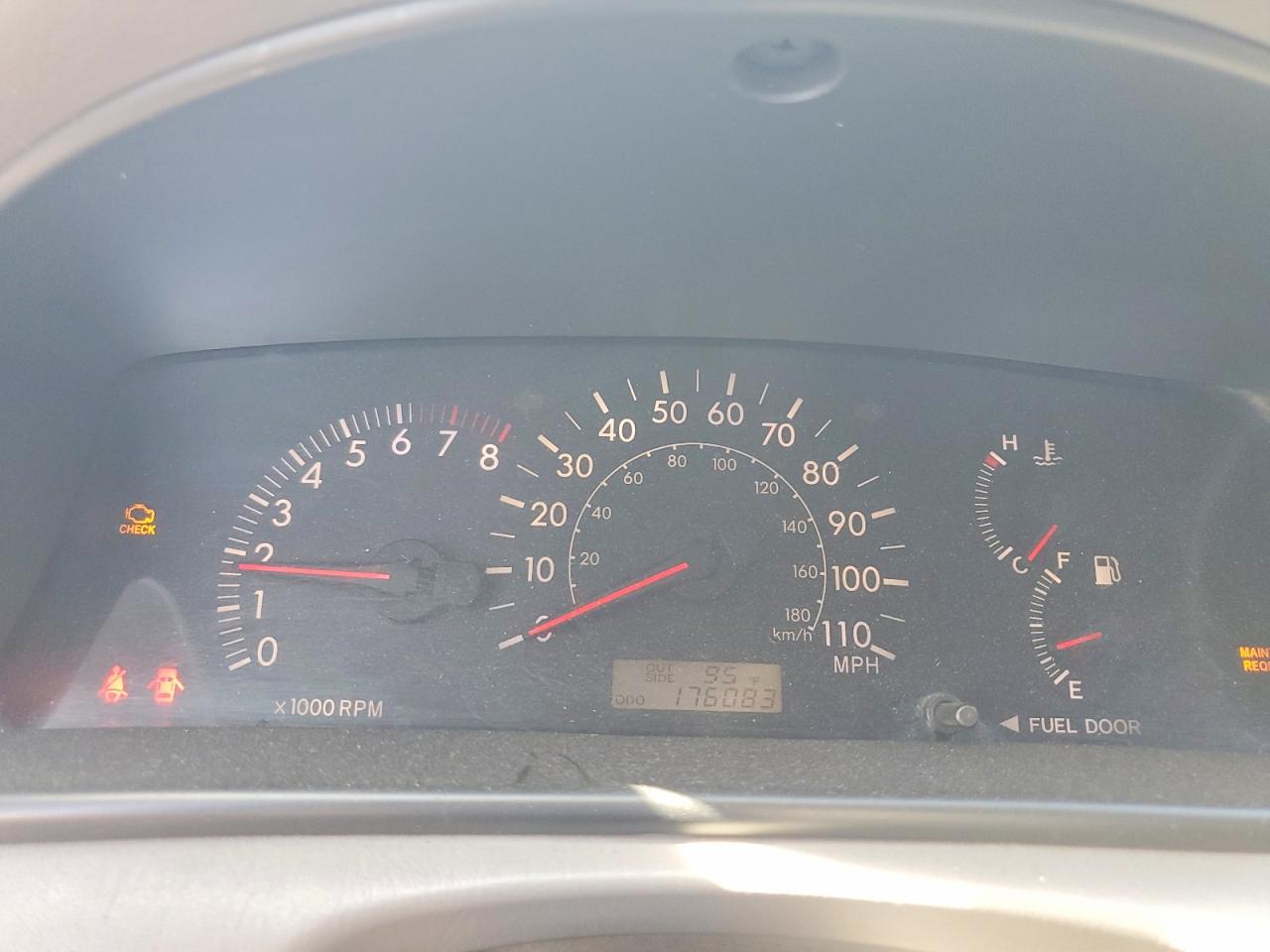2005 TOYOTA COROLLA LE photo 17
