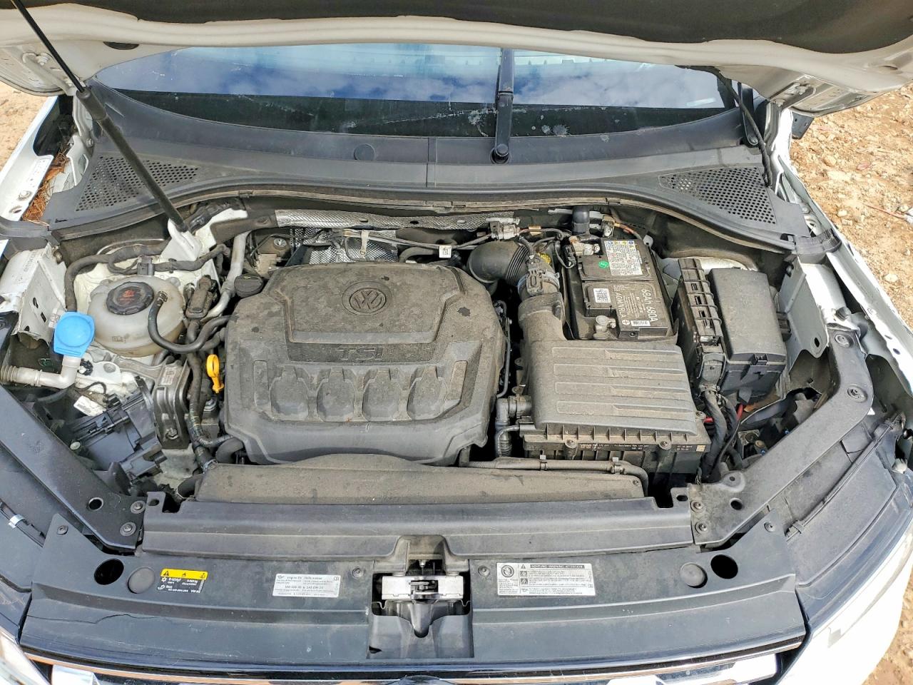 2020 VOLKSWAGEN TIGUAN S photo 21