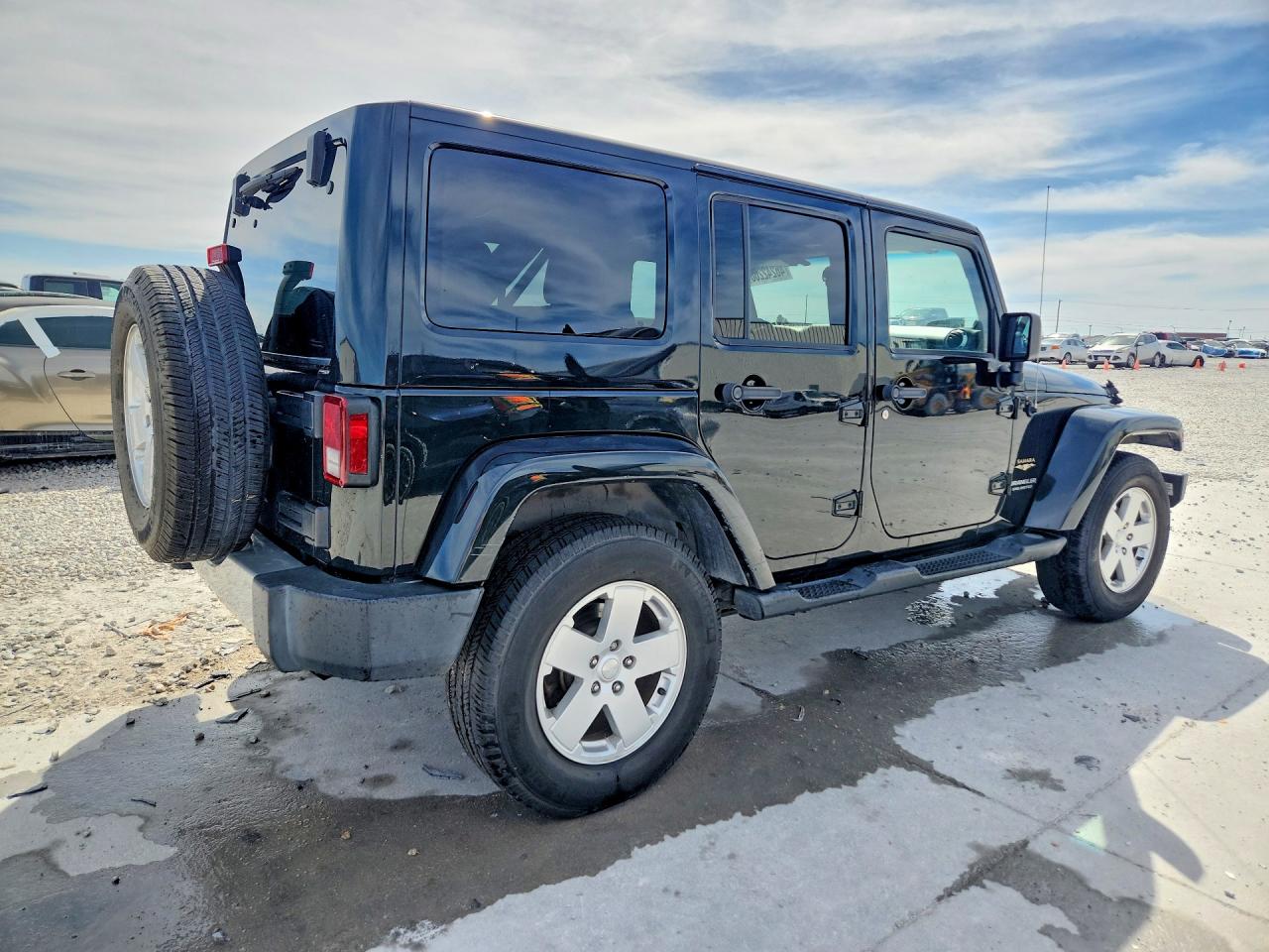 2012 JEEP WRANGLER UNLIMITED SAHARA photo 3