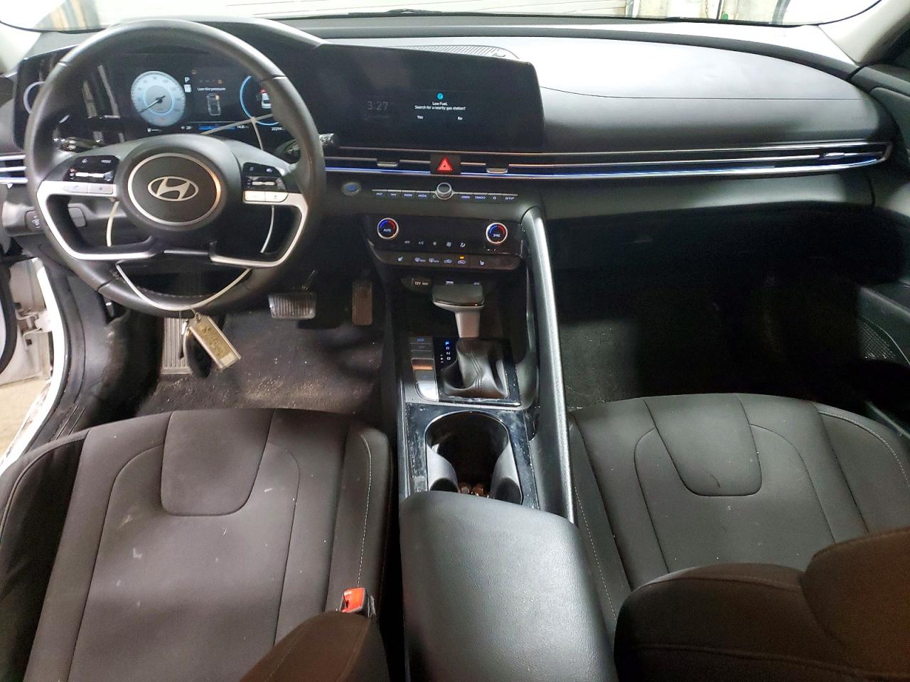2025 HYUNDAI ELANTRA SEL CONVENIENCE photo 15