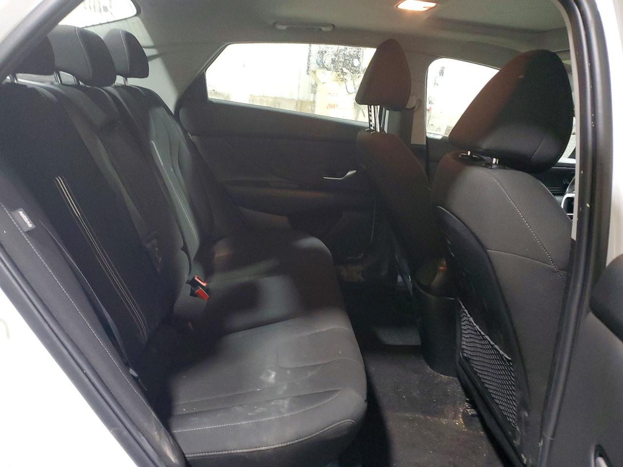 2025 HYUNDAI ELANTRA SEL CONVENIENCE photo 19
