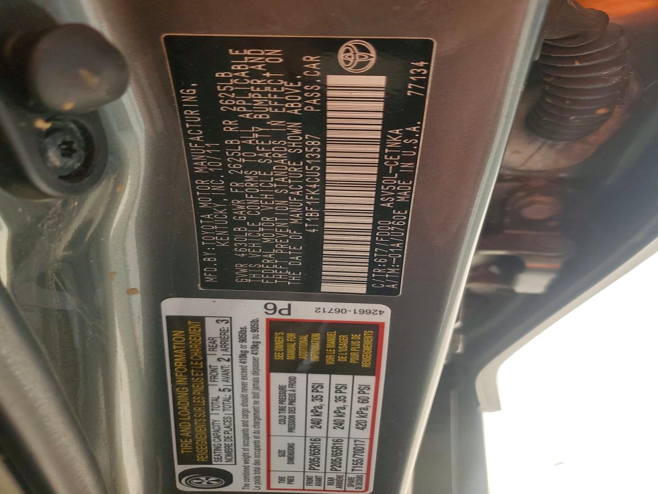 2012 TOYOTA CAMRY LE photo 23